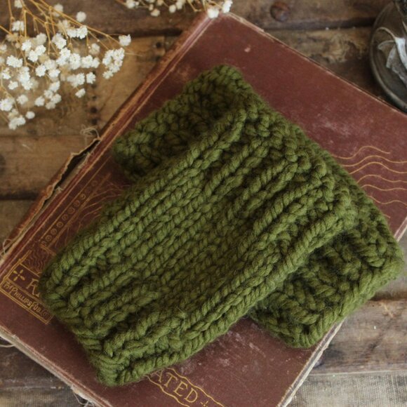 Hand Knit Fingerless Gloves, Armwarmers in Olive Green Yarn, Womens "Elderwood", - Picture 4 of 10